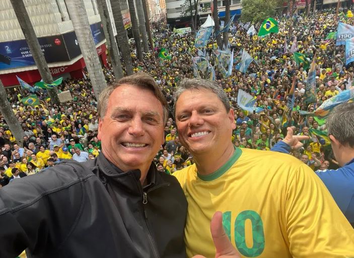 Tarcísio migrará para o PL por volta de junho, diz Valdemar