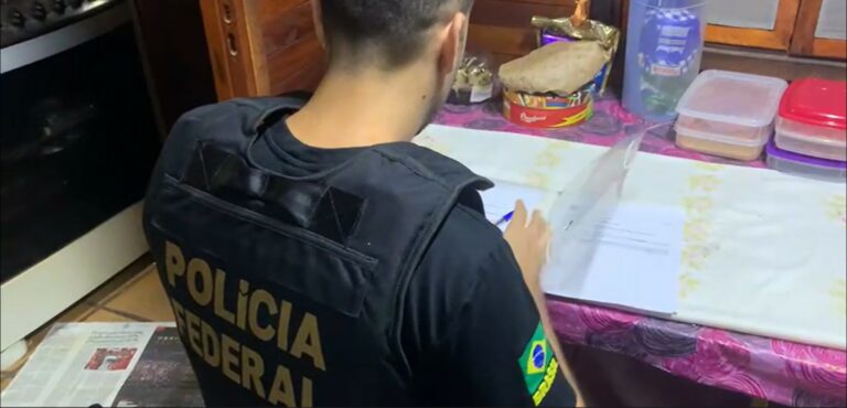 Polícia Federal realiza operação de combate ao tráfico e contrabando
