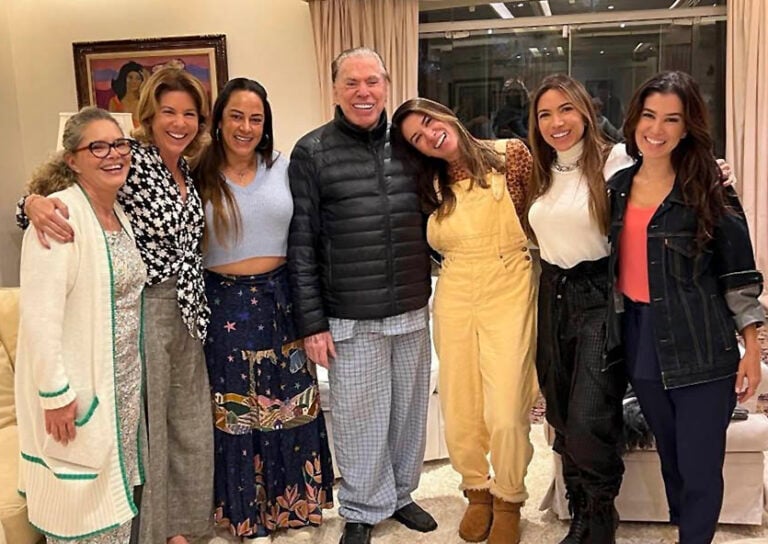 Silvio Santos define testamento e valor que cada filha receberá