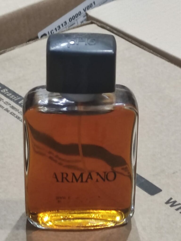 Polícia Civil fecha fábrica clandestina de perfumes