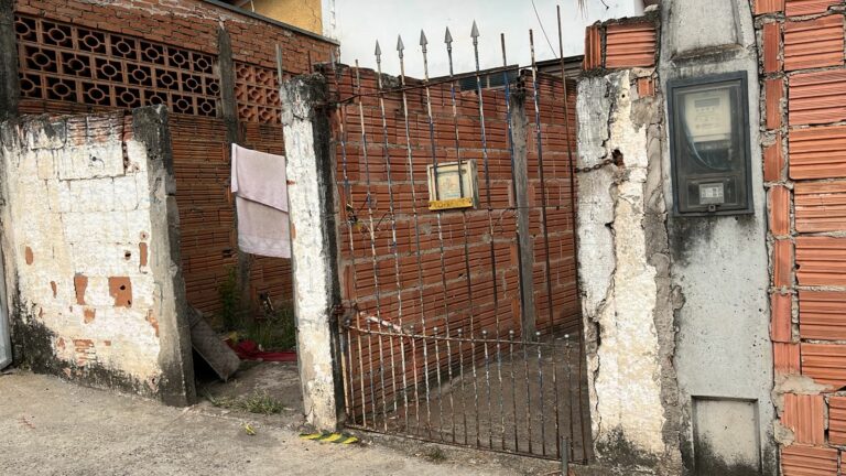 Homem é morto com 3 tiros na frente da esposa em Limeira