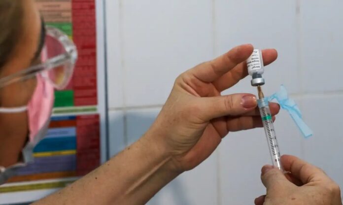 Taubaté amplia vacinação contra a dengue para crianças de 12 anos