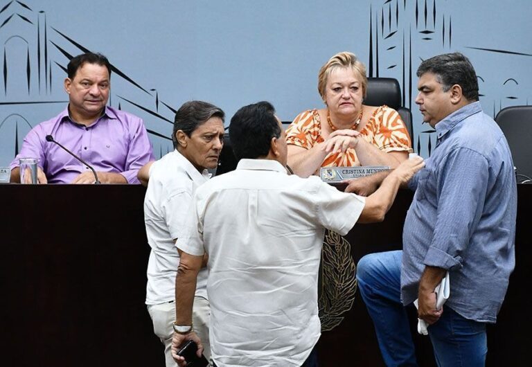 Vereadores de Araçatuba votam três proposições na 16ª sessão ordinária