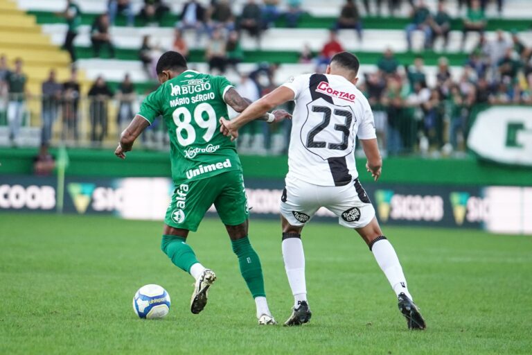 Fora de casa, Ponte fica no empate sem gols contra a Chapecoense