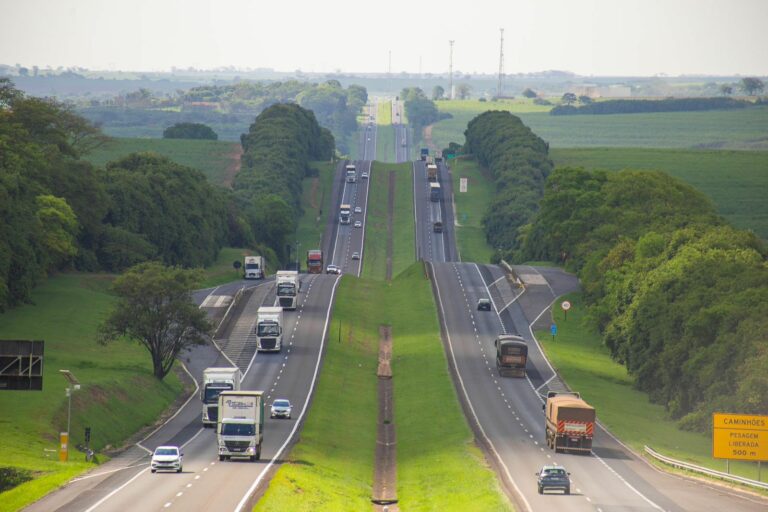 Corpus Christi: Mais de 406 mil veículos devem passar pelas rodovias da região, aponta estimativa