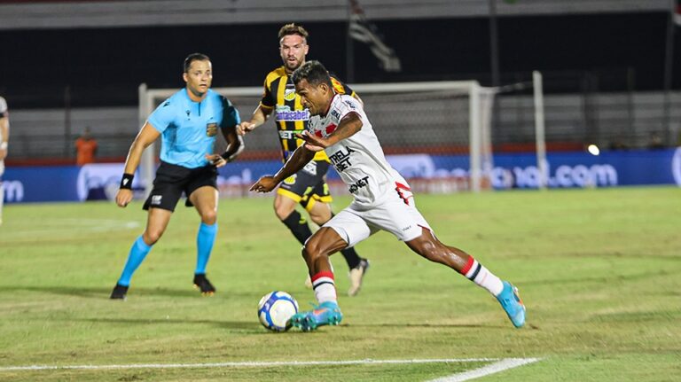 Com gol contra aos 89, Botafogo perde para o Novo Horizontino e acorda na lanterna