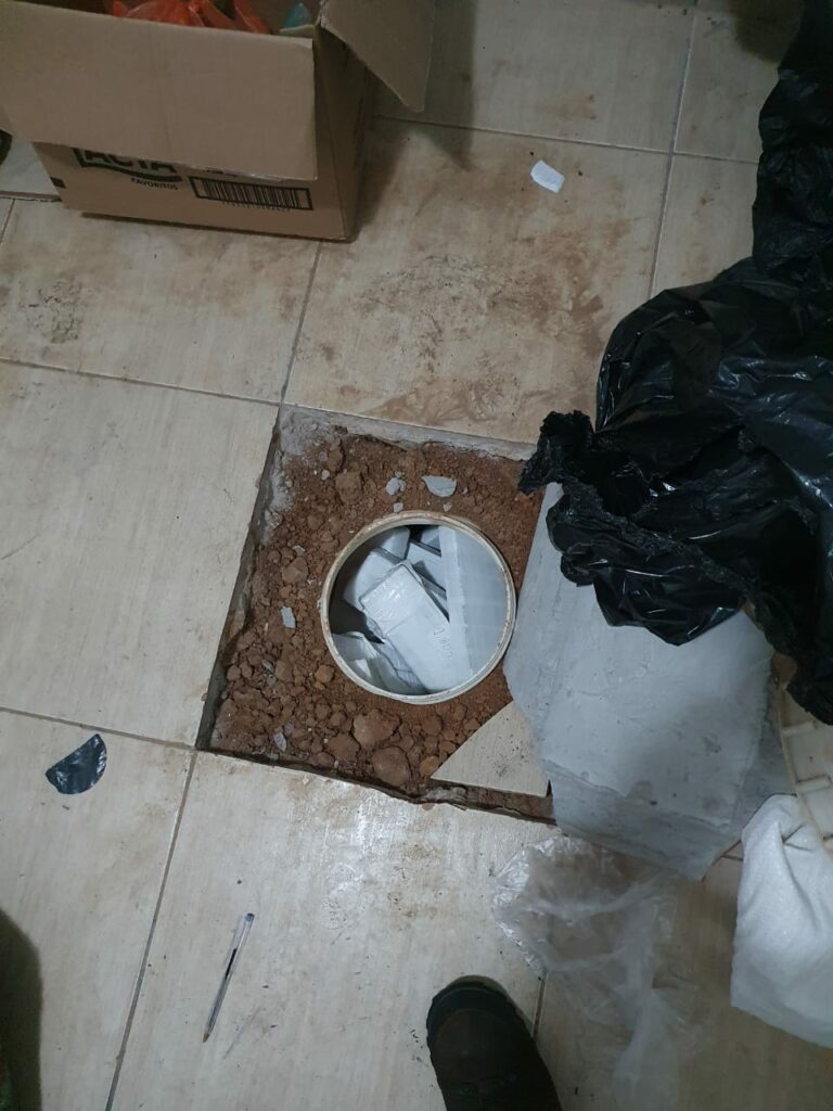 Dupla é presa com 45 kg de drogas na zona leste de São José