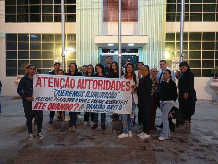 Moradores pedem melhorias na estrada Caran Rezek após acidentes