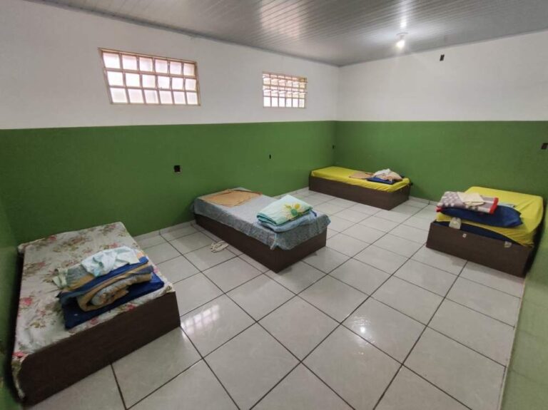Birigui disponibiliza alojamento provisório para pessoas em situação de rua durante frente fria