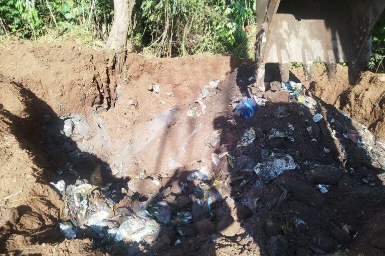 311 toneladas de resíduos químicos são removidos de área da avenida Mário Covas