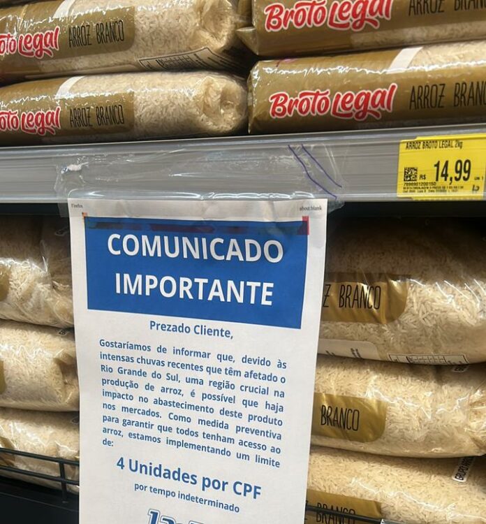 Motivo é a enchente que atinge o Rio Grande Sul, responsável por 70% da produção nacional do grão. Motivo é a enchente que atinge o Rio Grande Sul, responsável por 70% da produção nacional do grão.