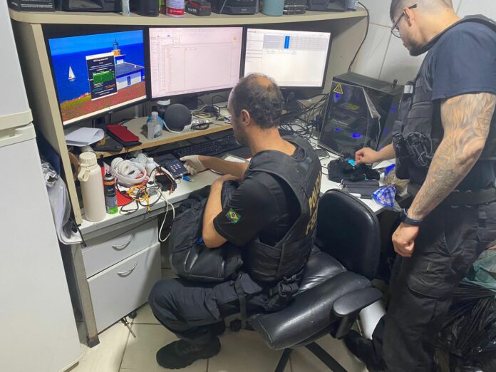 Os mandados foram expedidos pelas Varas Criminais Federais de Campinas e São João da Boa Vista.