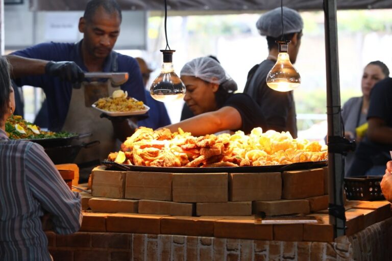 Festa do Mineiro agita o fim de semana em São José