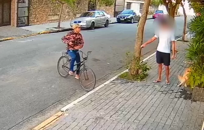 Homem sai pra passear com cachorro e acaba assaltado em Guarujá; VÍDEO
