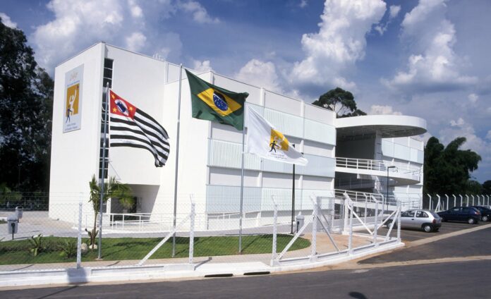 colégio embraer sjc