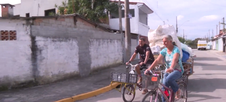 Conheça casal de catadores de reciclagem de Jacareí