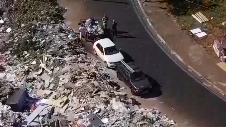 VÍDEO: Drone flagra o momento em que trio faz descarte irregular no Branca Salles; assista na íntegra
