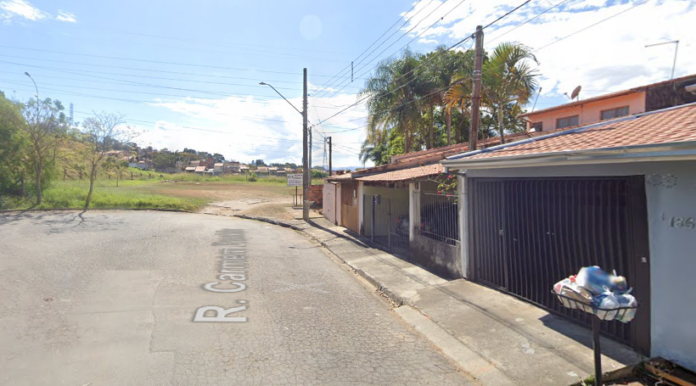 Corpo de idoso é encontrado carbonizado após casa pegar fogo em São José