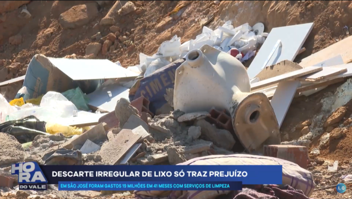 Descarte irregular de lixo pode gerar multa Descarte irregular de lixo pode gerar multa