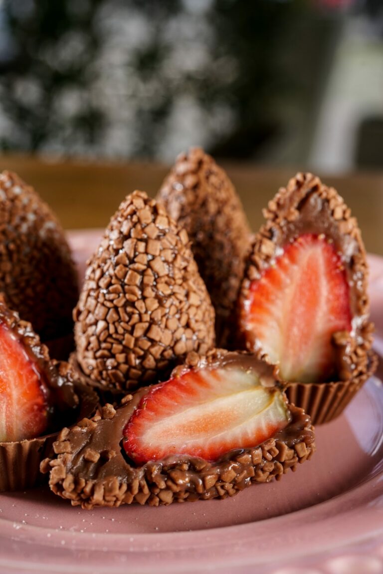 Para adoçar o dia: aprenda a fazer uma coxinha de morango