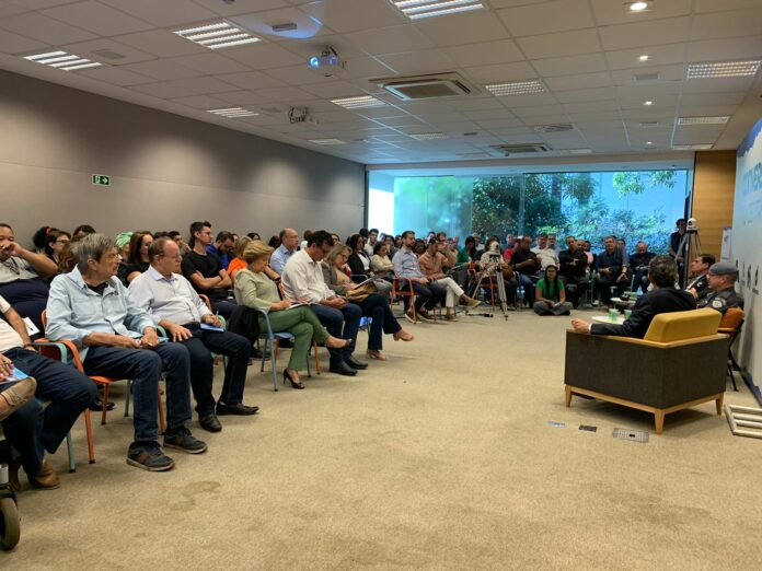 E1EE6054-F2E2-46C3-A672-700EFEAC1186