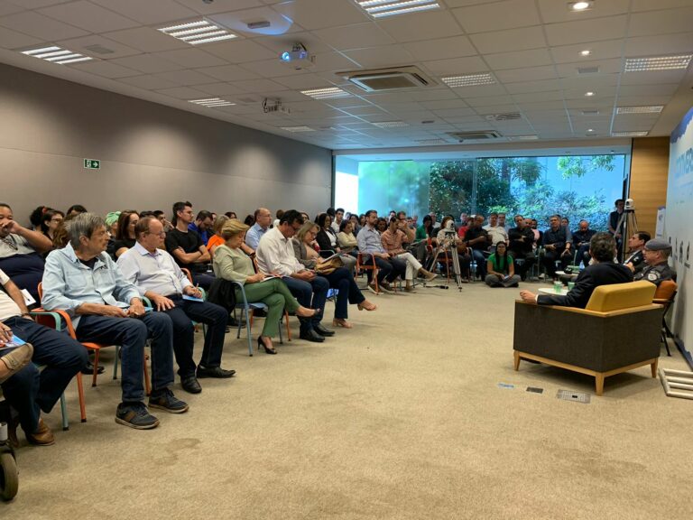 Conversa no Centro: segurança e pessoas em situação de rua são tratados no último dia de encontro
