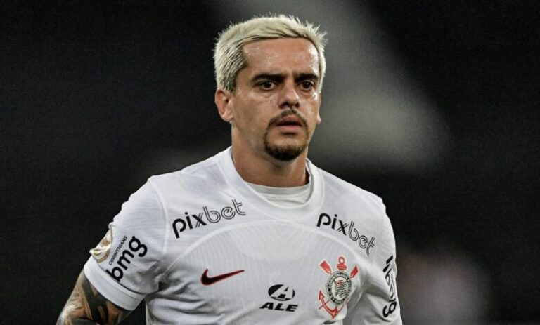 Saída de Fagner consolida ainda mais novo grupo de líderes no Corinthians