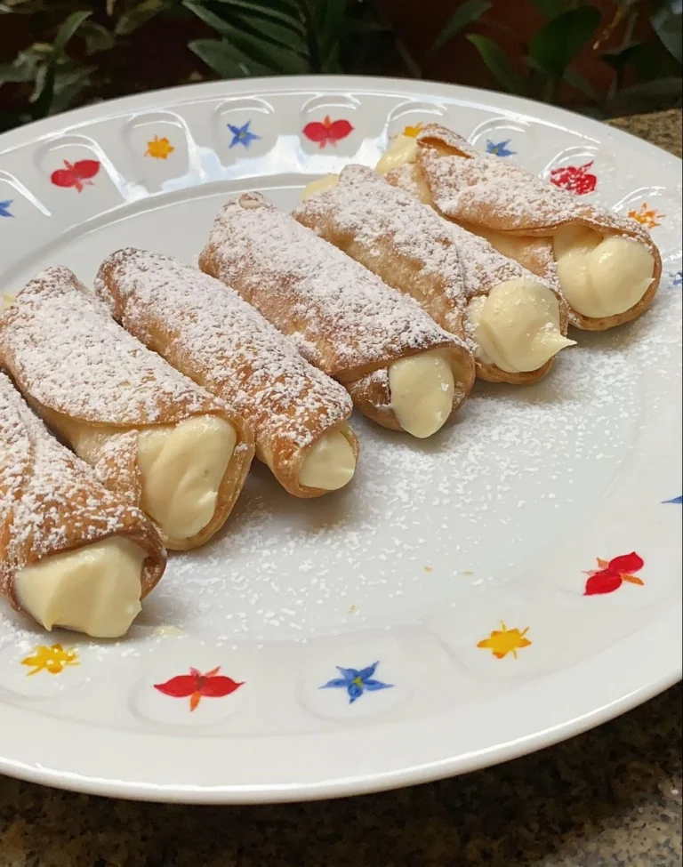 Aprenda a fazer um prático Cannoli
