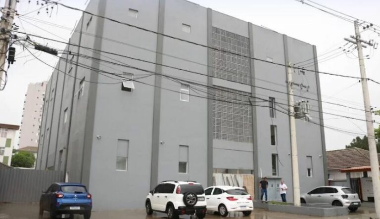 IML de Santos volta a funcionar plenamente após quatro anos fechado