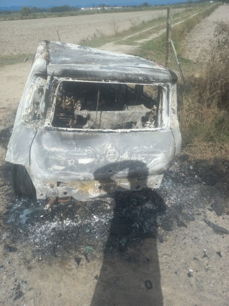 Motorista de aplicativo é encontrado carbonizado dentro de carro no interior de SP