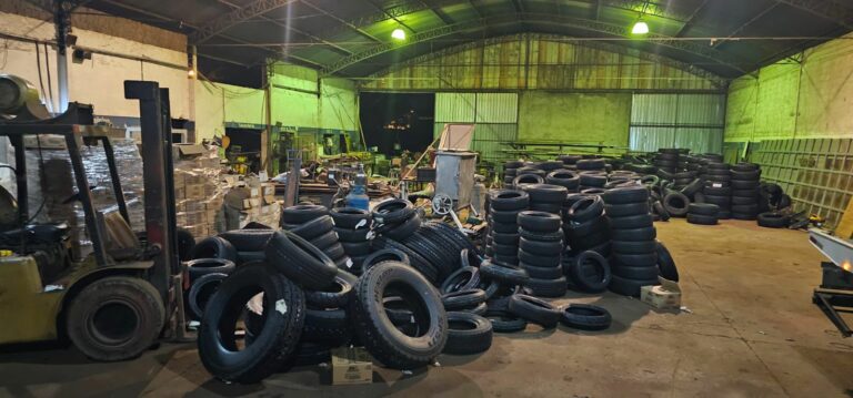 Polícia recupera carga de pneus avaliada em mais de R$600 mil
