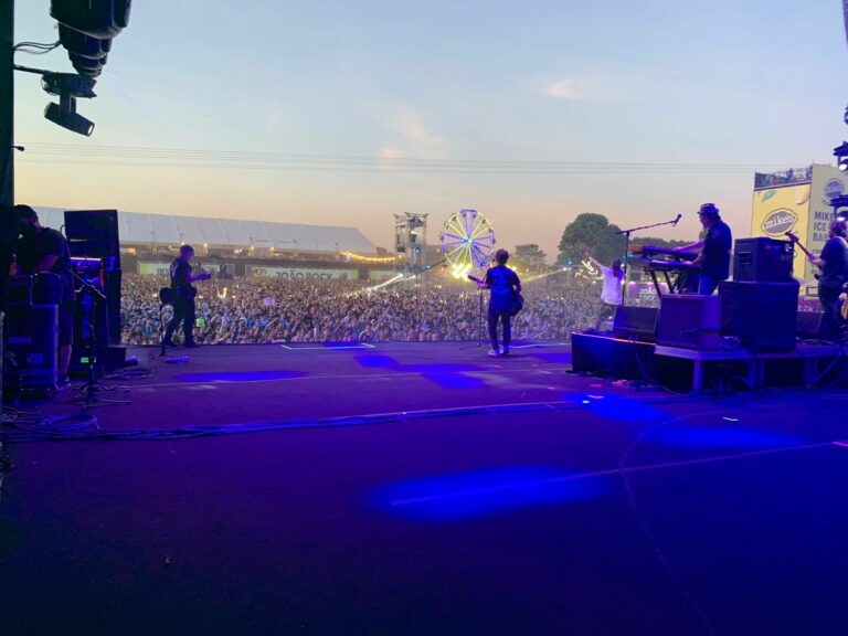 João Rock: shows memoráveis com mais de 30 atrações em 4 palcos e mais de 70 mil pessoas