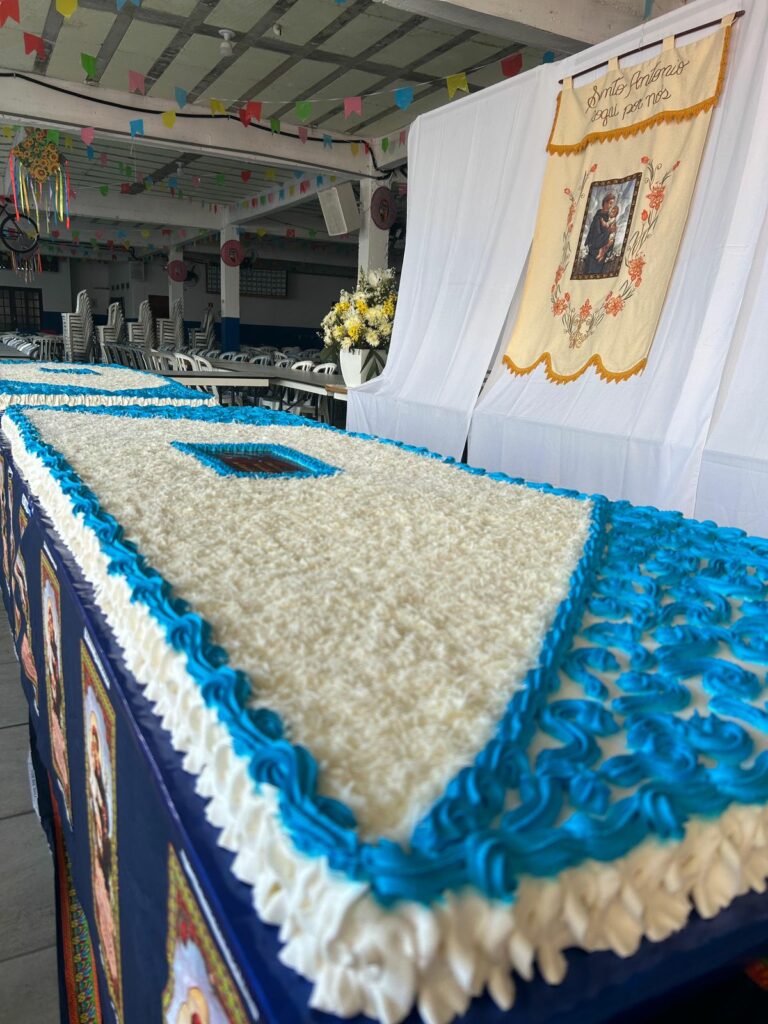 dia de santo antônio caraguá