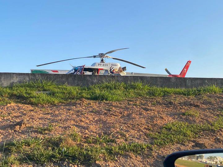 batida entre caminhão e dois carros dutra sjc