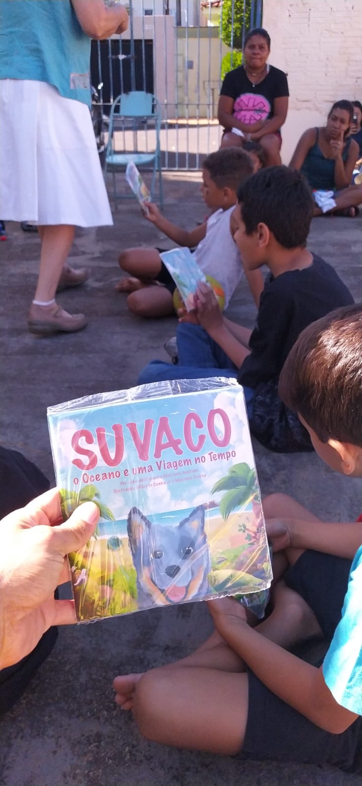 “Leitura para Todos”: Shopping Praça Nova inicia distribuição de livros para entidades de Araçatuba