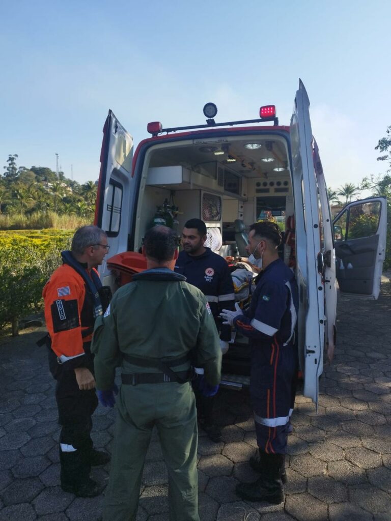 Idoso é socorrido pelo Águia após sofrer AVC no Litoral Norte de SP