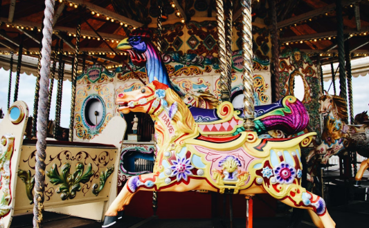 Parque Retrô anima as férias em shopping de Santos