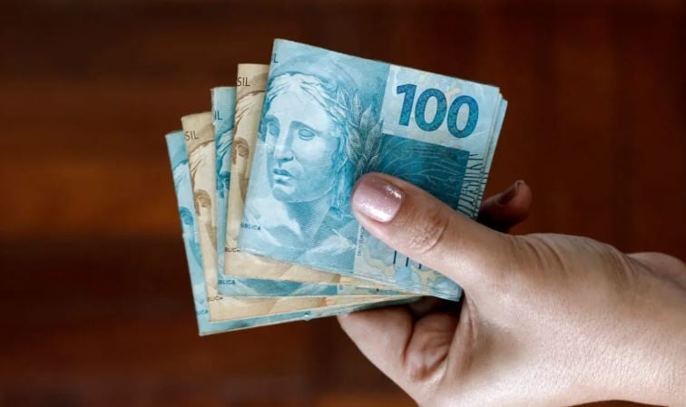 Nova regra do consignado abre caminho para fim do saque-aniversário do FGTS