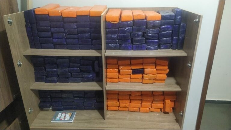 Droga estava no armário de uma casa na avenida Francisco de Angelis na Vila Marieta, em Campinas.