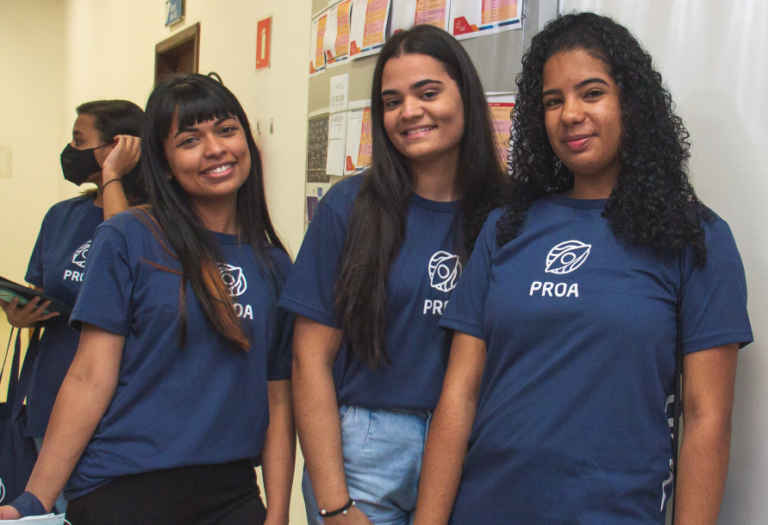 Oportunidade para ingressar no mercado de trabalho: Alunos da Baixada Santista podem se inscrever na segunda turma de 2024 do Instituto PROA