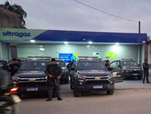 Tiroteio deixa dois suspeitos mortos em Guarujá