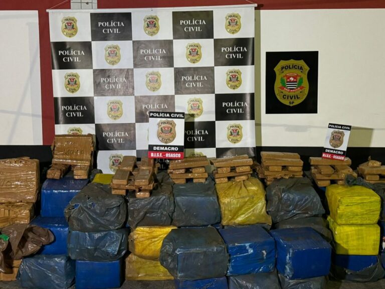 Polícia de SP encontra 1,5 tonelada de maconha em carga de adubo