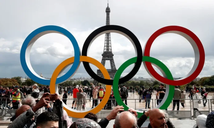 2023-11-paris_eiffel_jogos_de_paris_reutersbenoit_tessier_file_photo