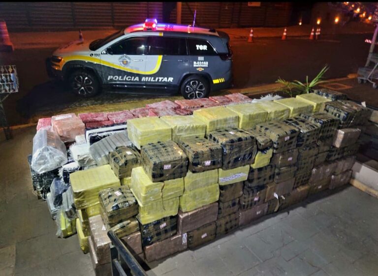 Polícia apreende 5.5 toneladas de maconha em rodovia da região