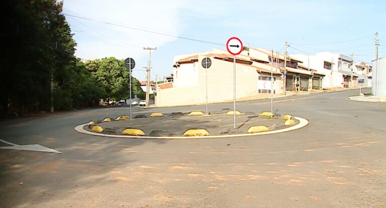 Garçom é perseguido após sair do trabalho e morre; ex da atual namorada foi preso