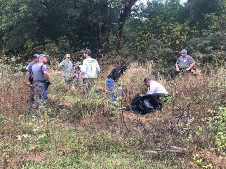 Ossada humana é encontrada enterrada em chácara de Araçatuba