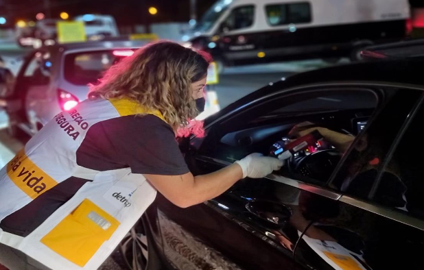 “Mais de 700 abordados”: Operação Direção Segura Integrada registra 17 recusas de motoristas ao teste do bafômetro em Cubatão