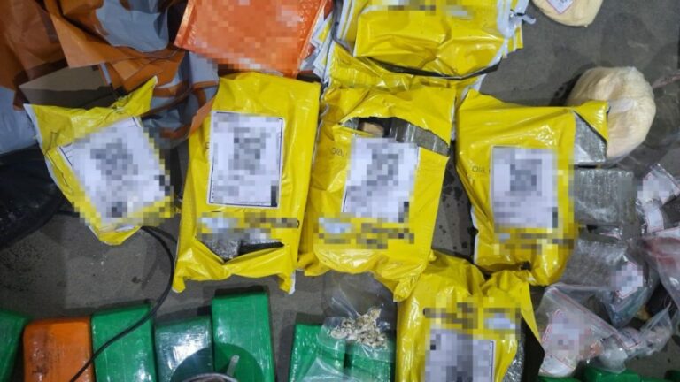 ‘Adega das drogas’: polícia prende traficantes que vendiam por encomenda em SP