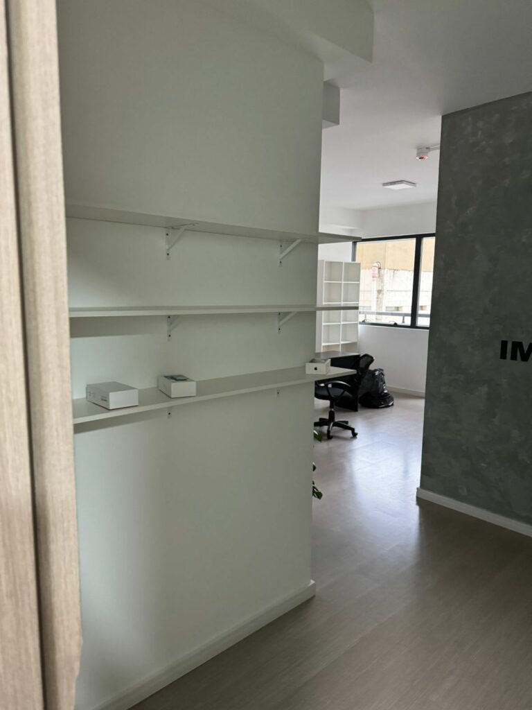 Diversas salas comerciais são furtadas em prédio comercial no interior de SP