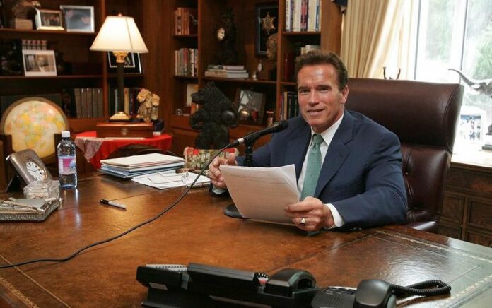 Idosa vai receber R$ 15 mil de investigado por golpe do Arnold Schwarzenegger